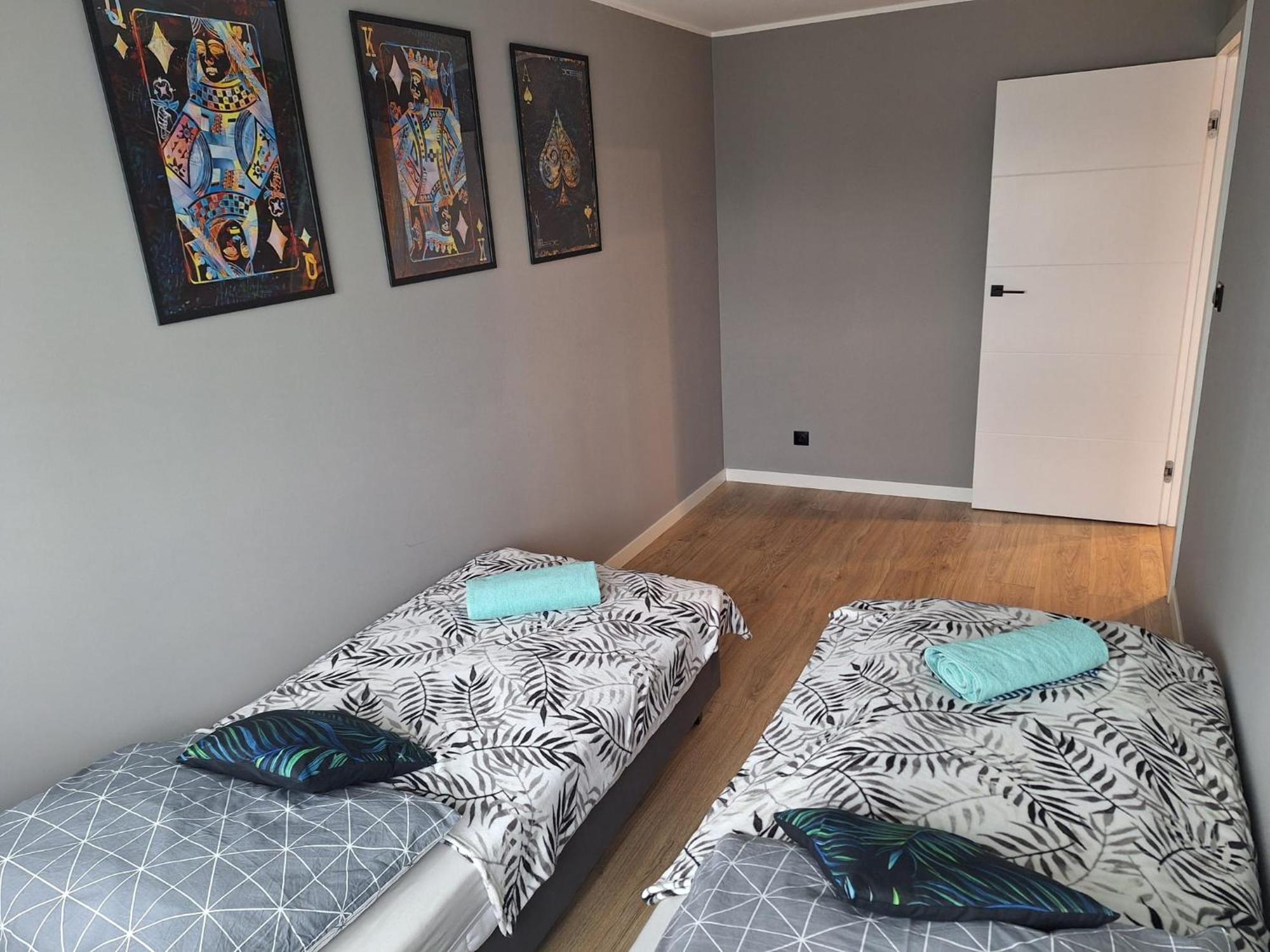Komfortowy Apartament Dla 7 Osob Ch Arena, Prywatny Parking Gliwice Bagian luar foto